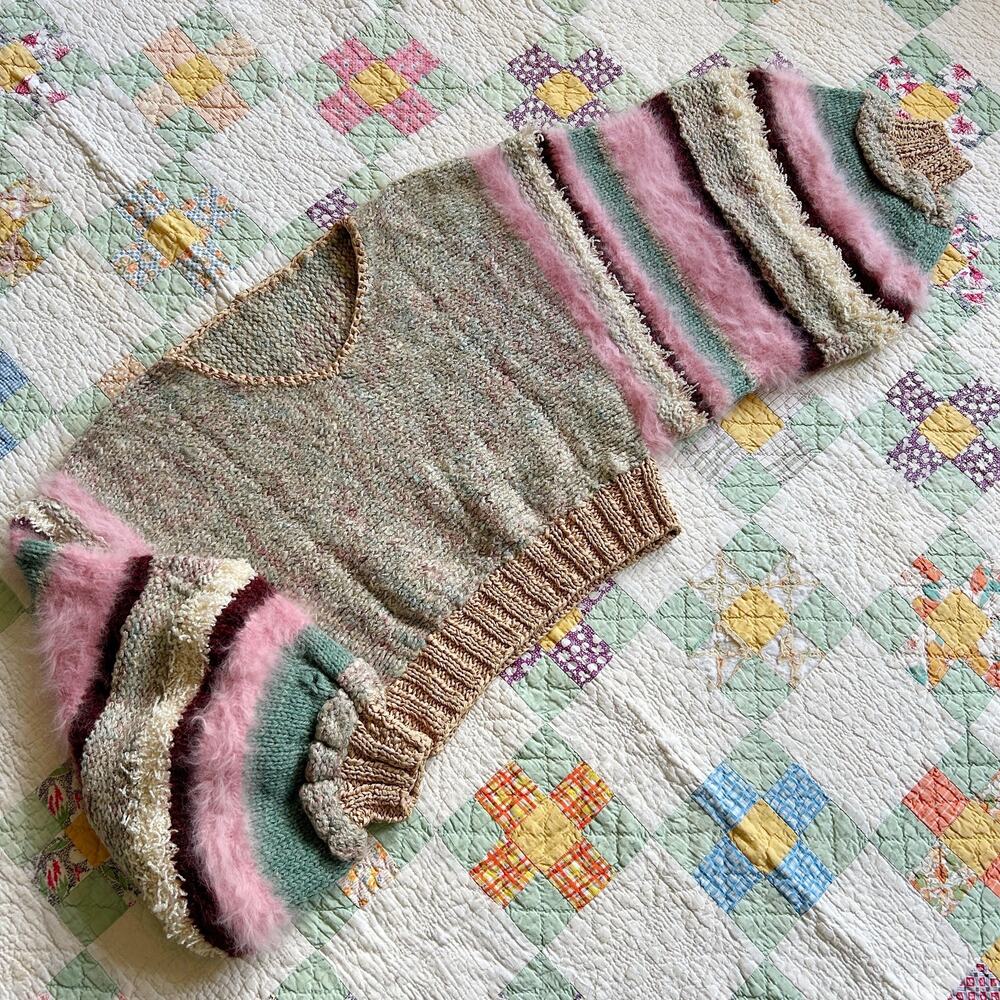 Vintage 70s/80s Wool Angora Cropped Colorblock Balloon Sleeve Chunky Sweater
